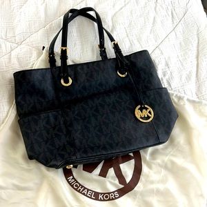 Black Michael kors tote